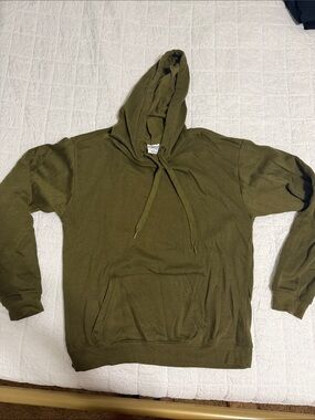 Men's Olive Green Pullover Hoodie - Classic Casual Sweatshirt